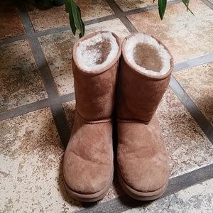 UGG Snow boots